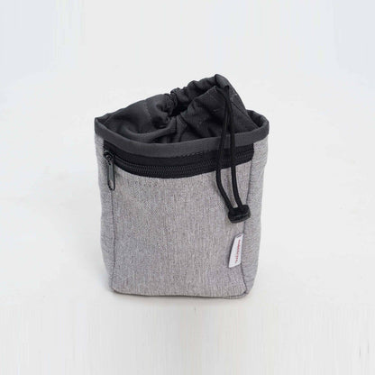 DOGS in the CITY Snackbag Loomi – grau